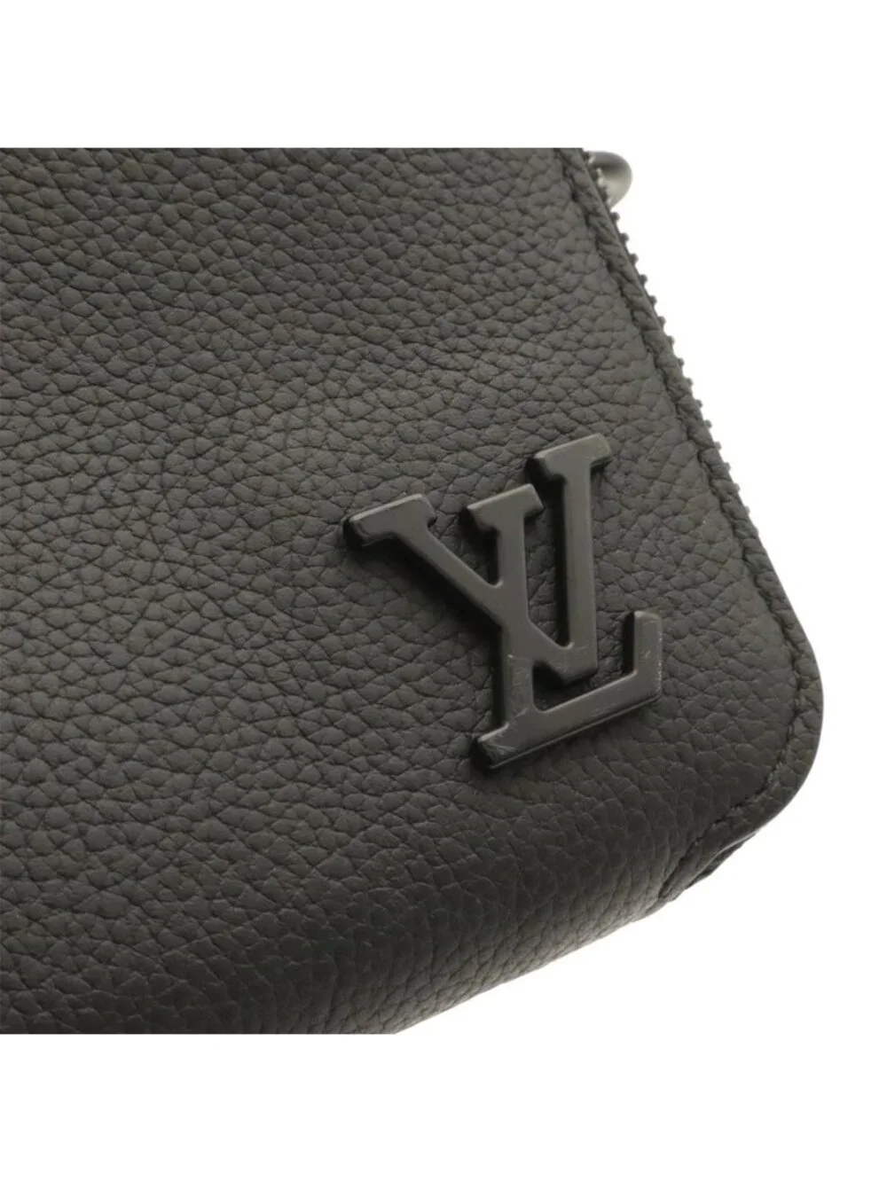 Louis Vuitton LV Aerogram Alpha Wearable Wallet Shoulder Bag 2-Way Clutch Noir